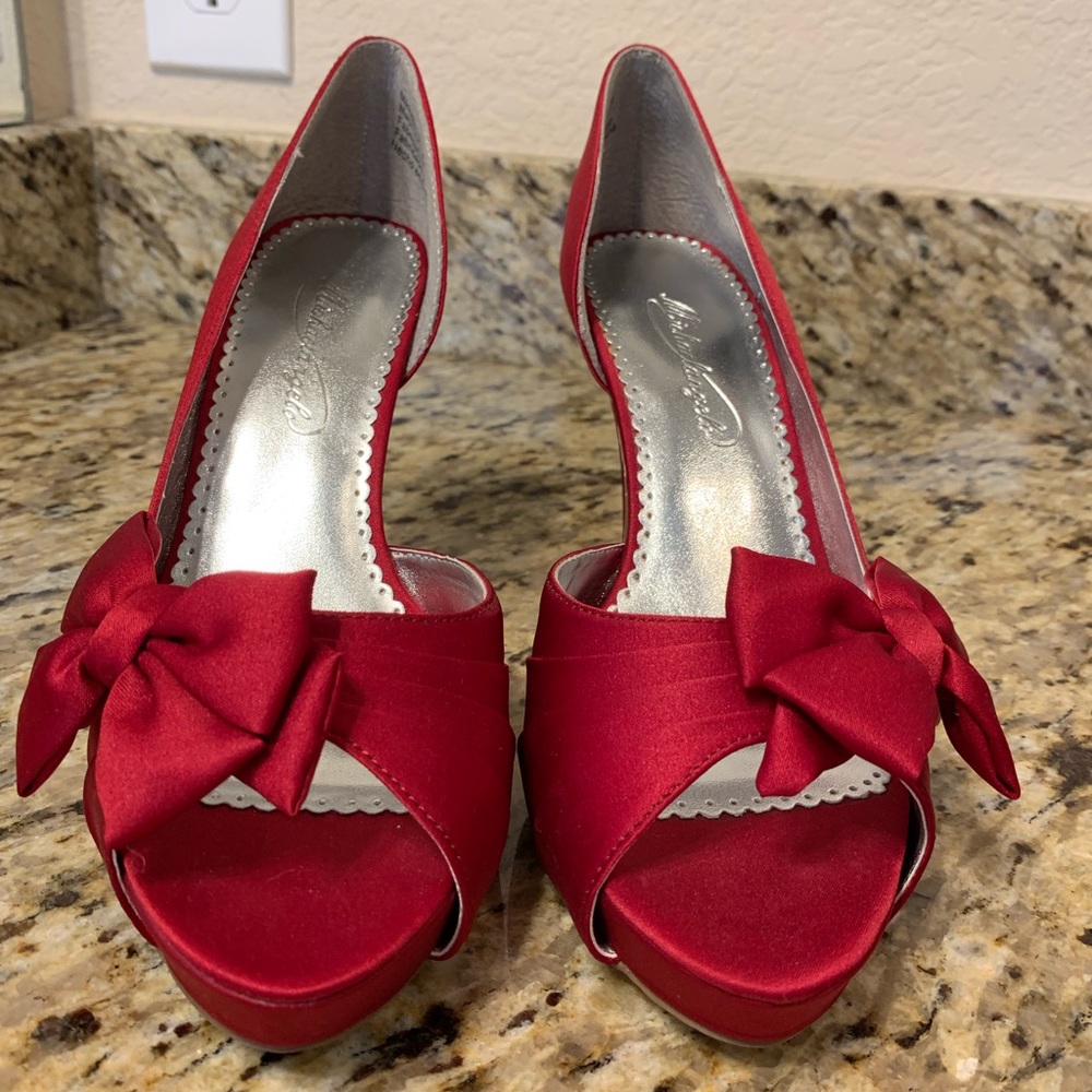 MICHAELANGELO SATIN PEEP TOE PLATFORM HIGH HEEL